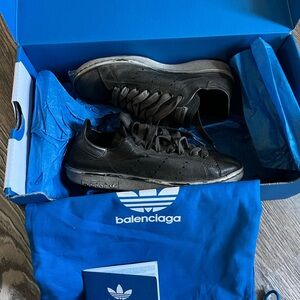 Balenciaga x adidas Stan Smith all leather sneakers
Worn-Out Black
